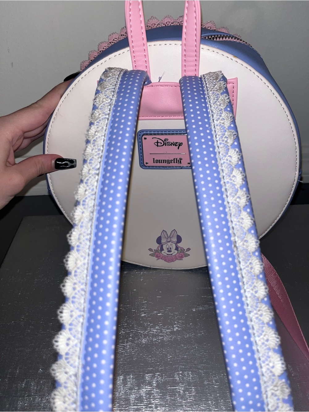 Loungefly Minnie Mouse Floral Round Crossbody - Pink & Blue - Picture 5 of 8